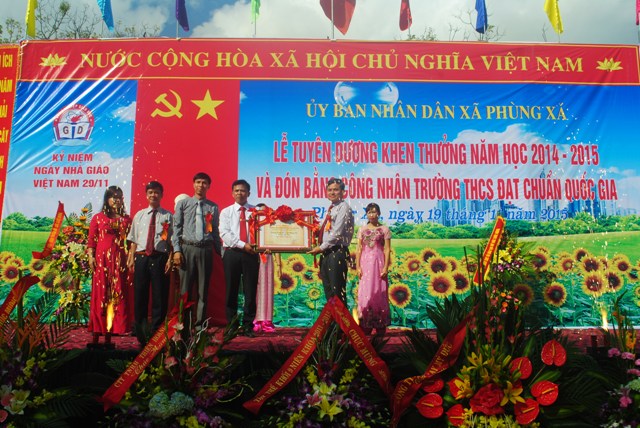 https://myduc.edu.vn/uploads/news/2015_11/traobang6.jpg